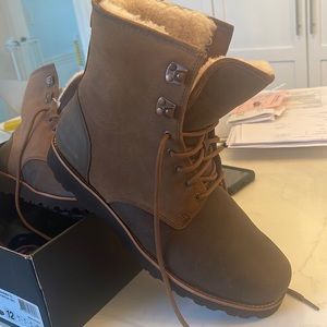 NWT Mens UGG Hannen Boot